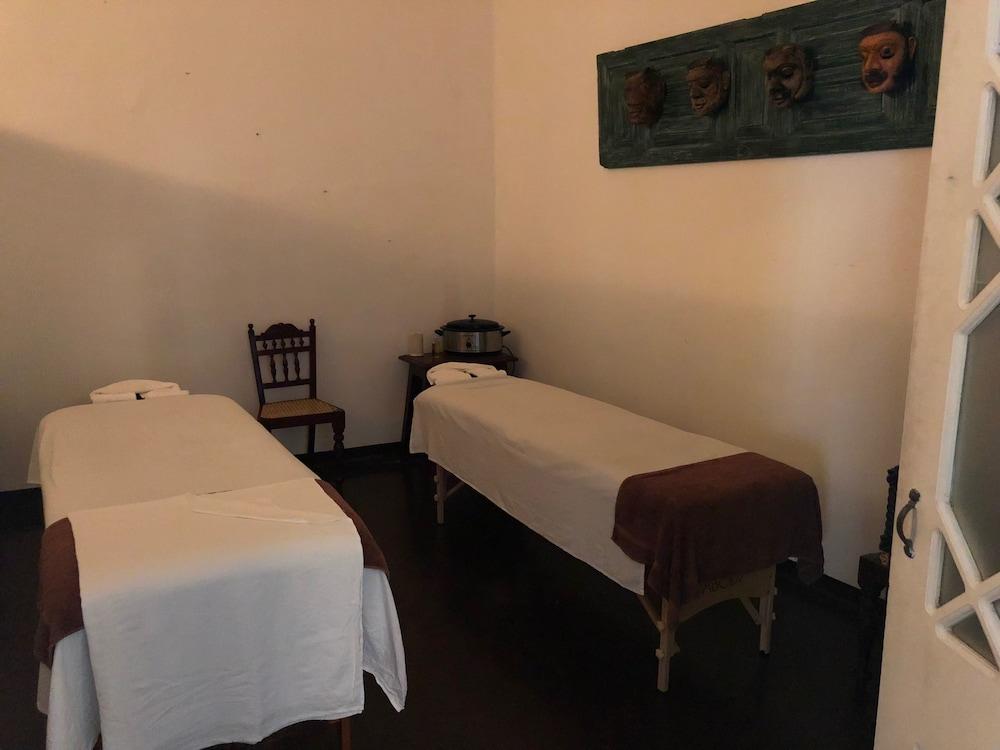 Deco On 44 - Galle Fort Eksteriør bilde
